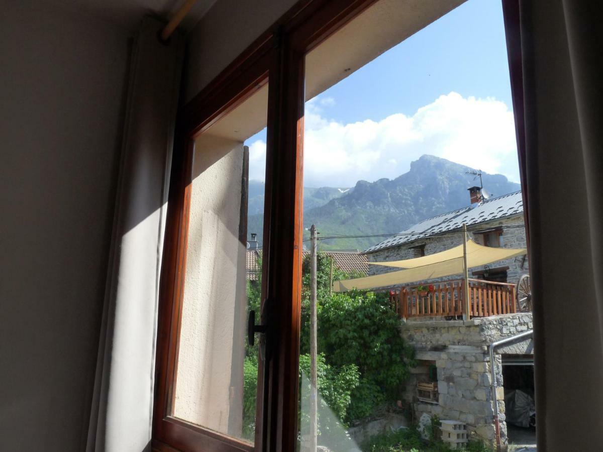 Chalet Le Bois Noir Valdeblore Eksteriør billede